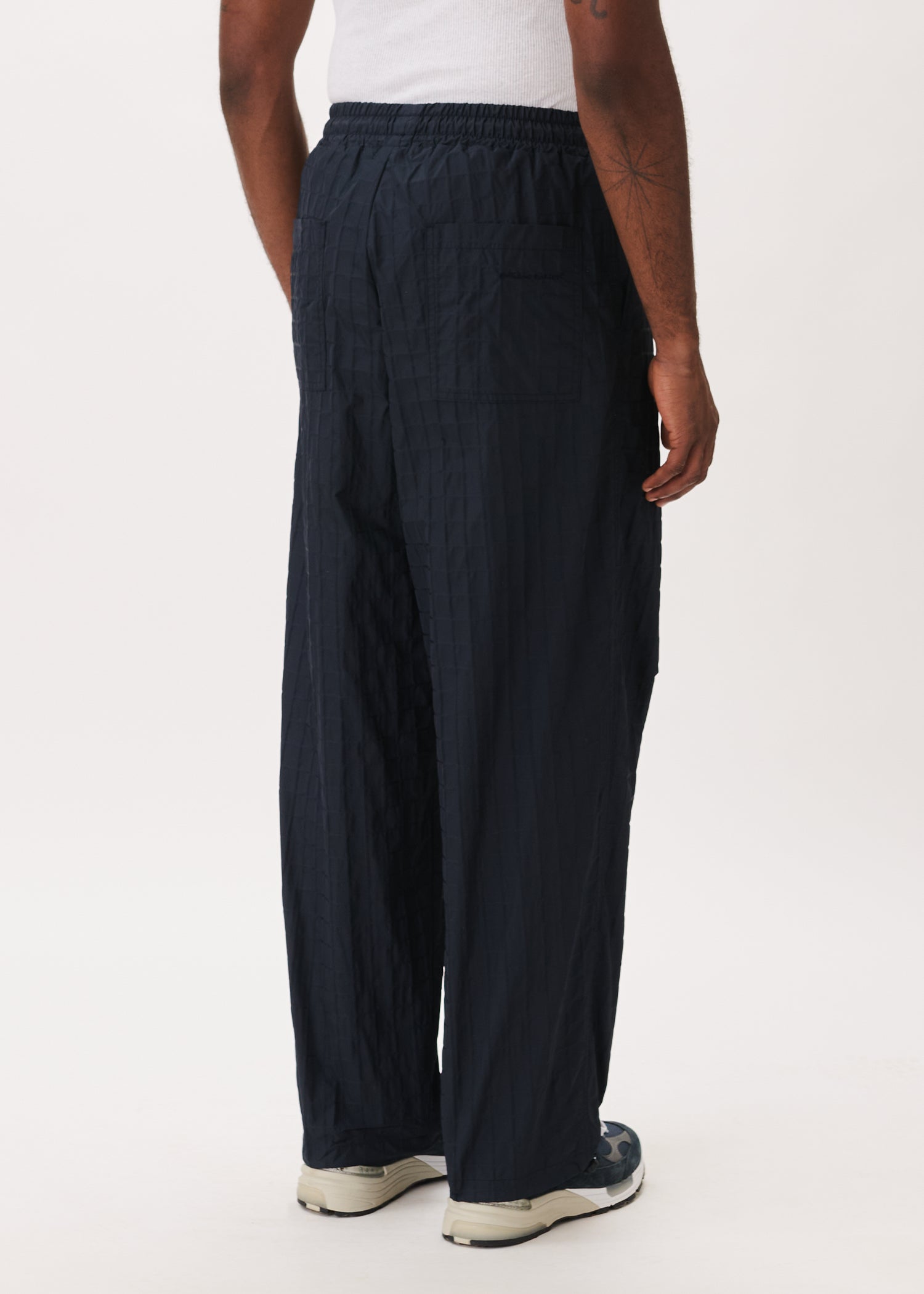 Niksen Walking Pants