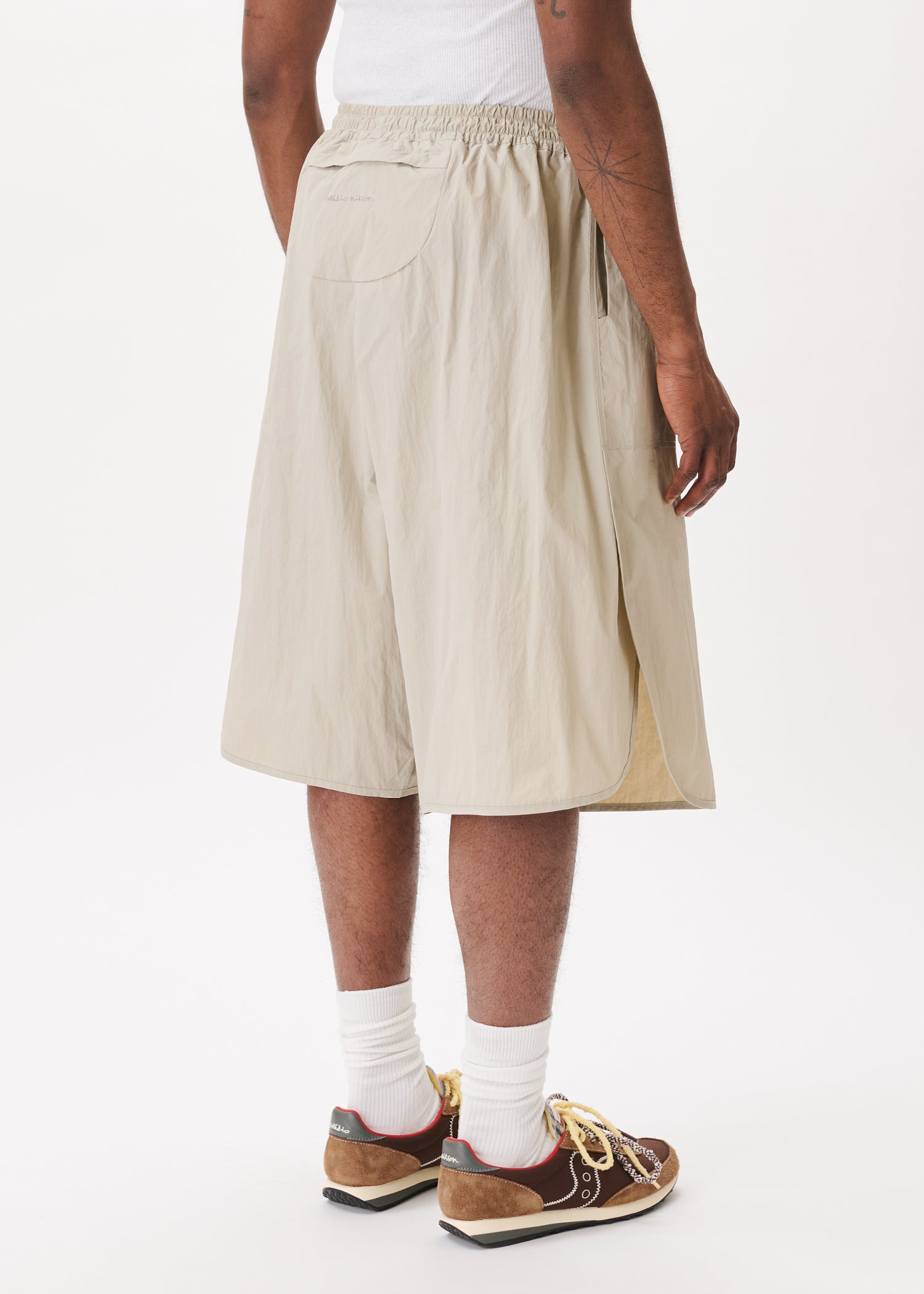 Niksen Walking Shorts