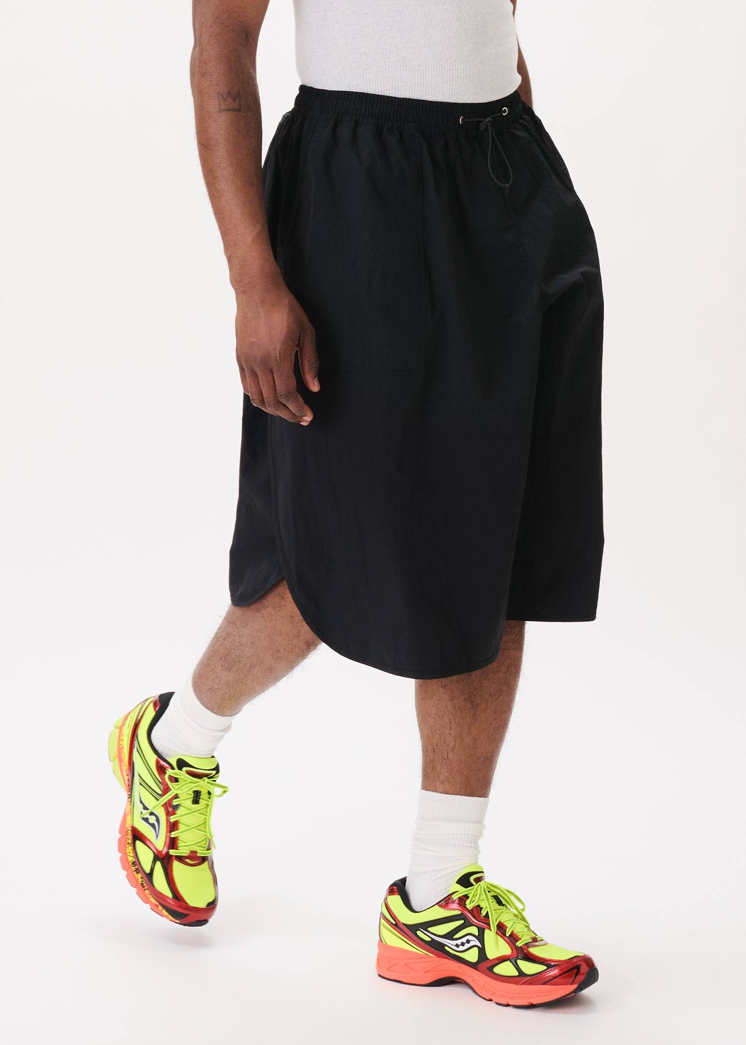Niksen Walking Shorts – Estudio Niksen