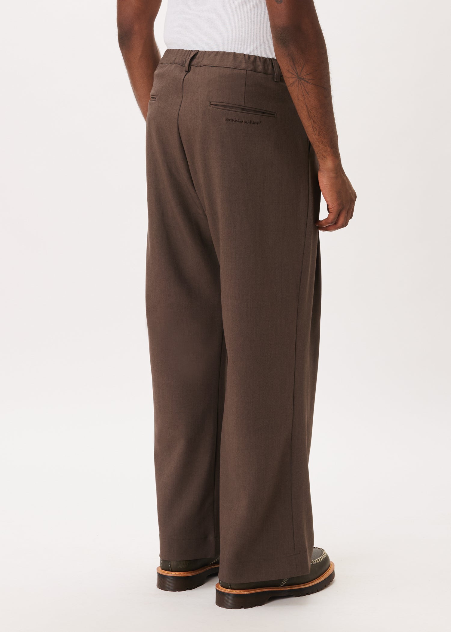 Pintuck Maxi Trousers – Estudio Niksen