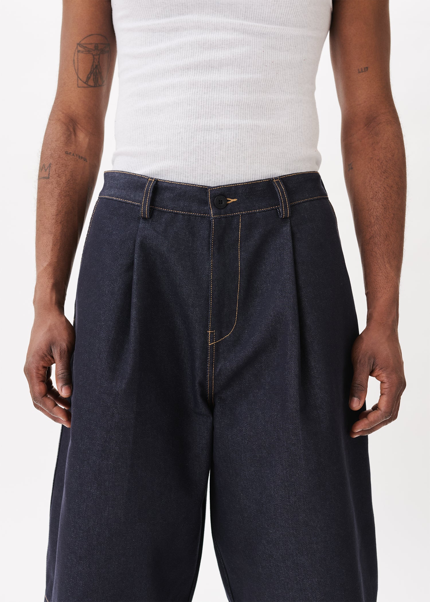 Raw Denim Pintuck Shorts – Estudio Niksen