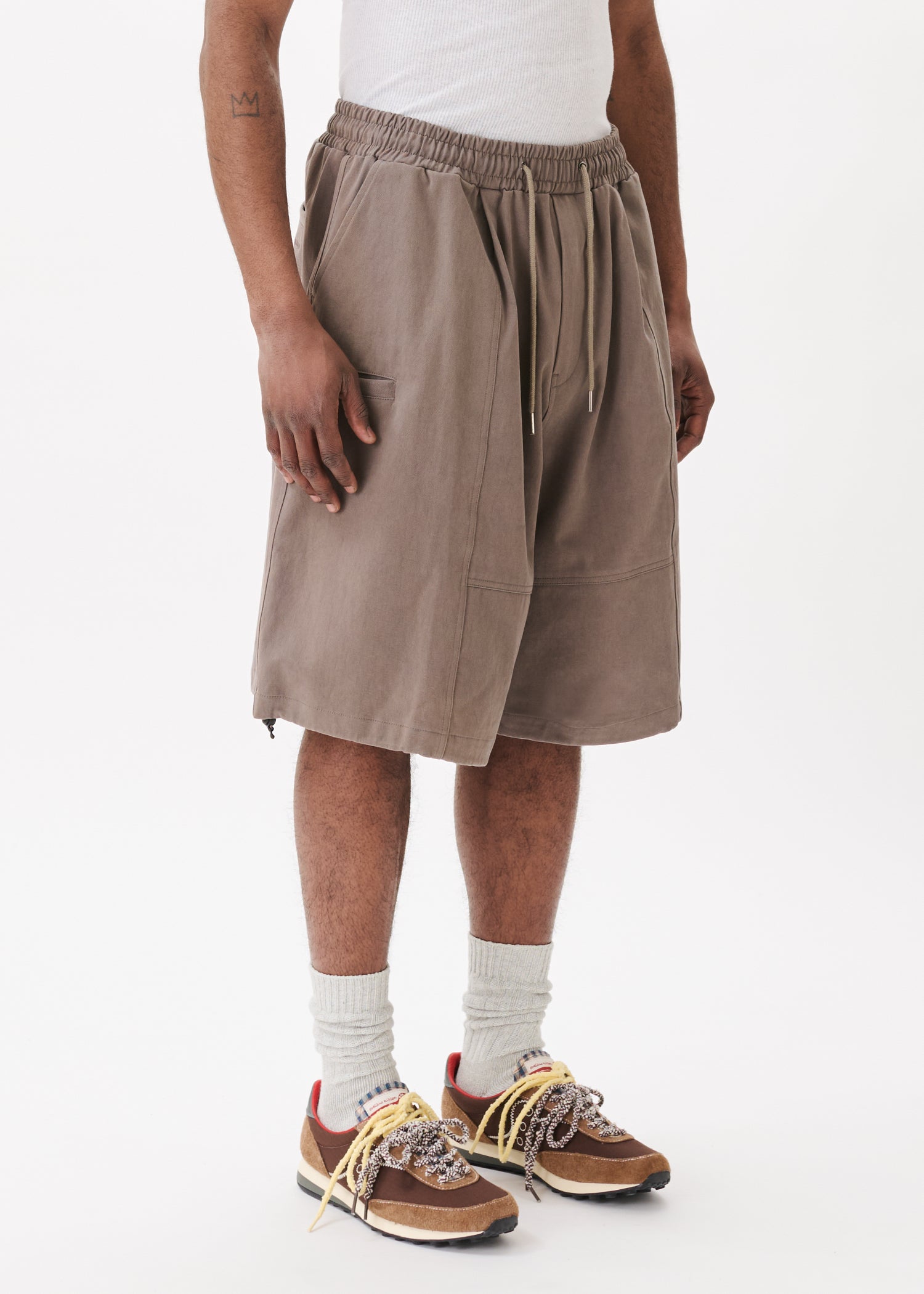 Shorts cargo ballon fendus