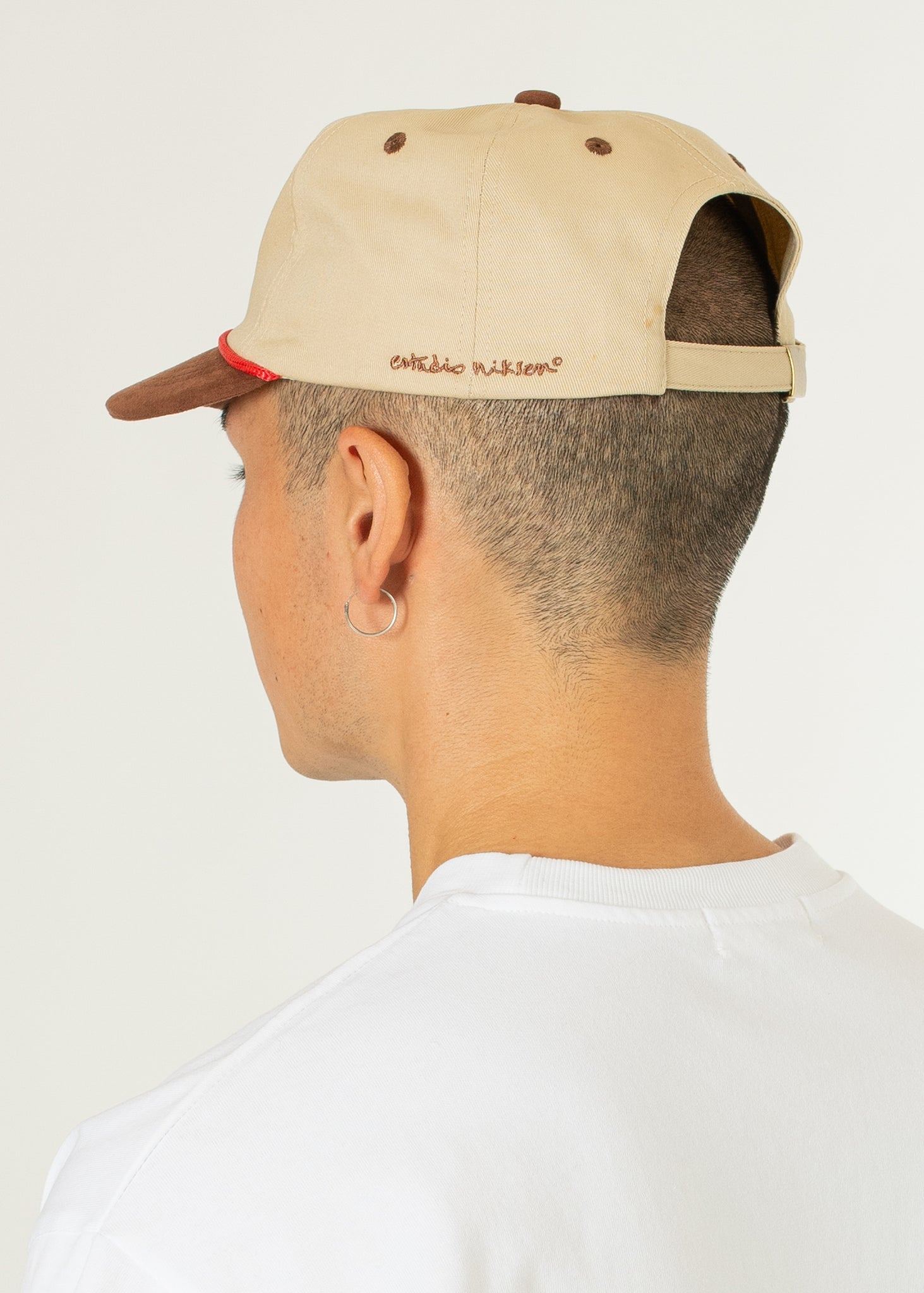 E.N Staple Cap