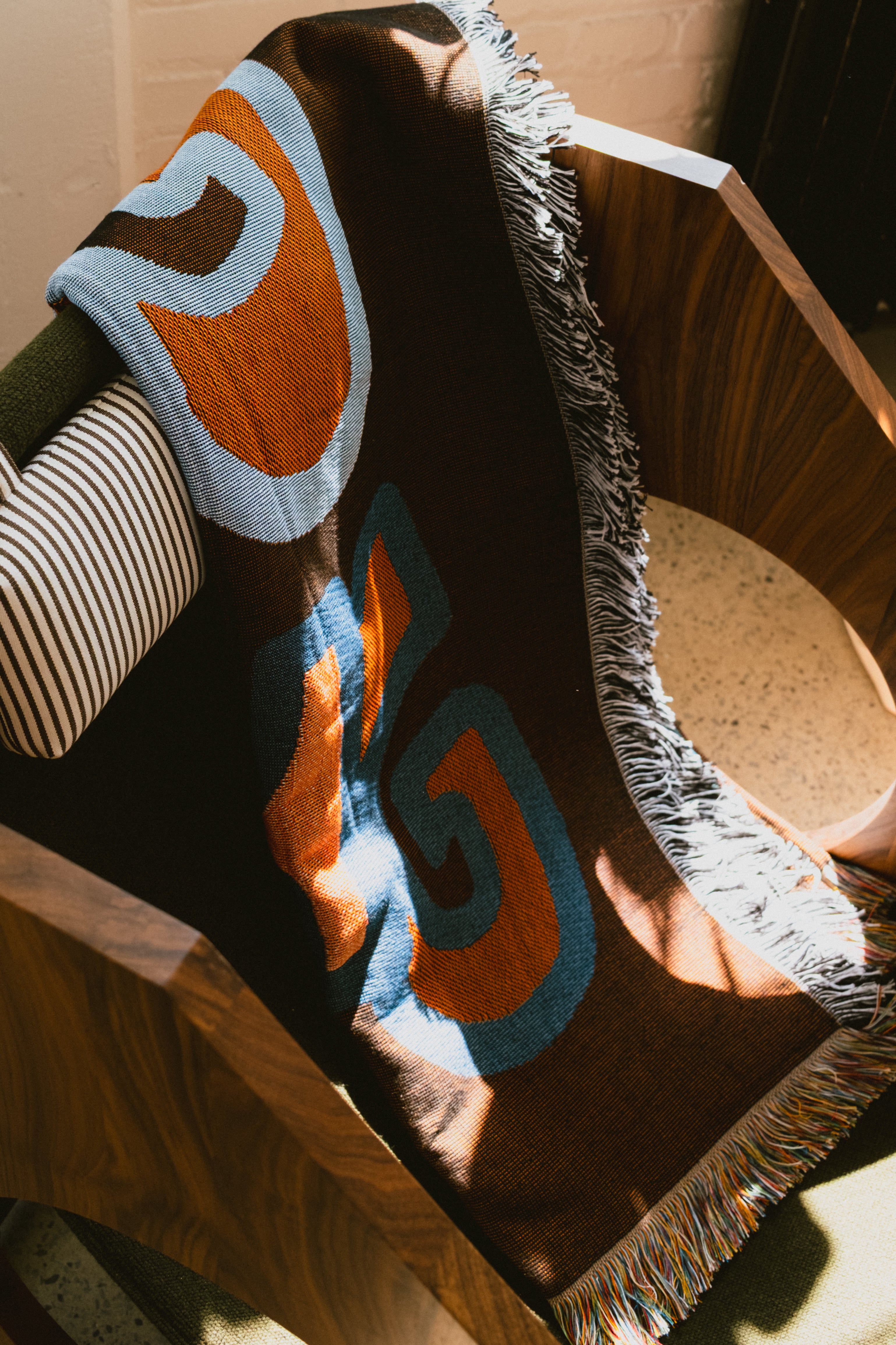 Niksen Woven Throw – Estudio Niksen