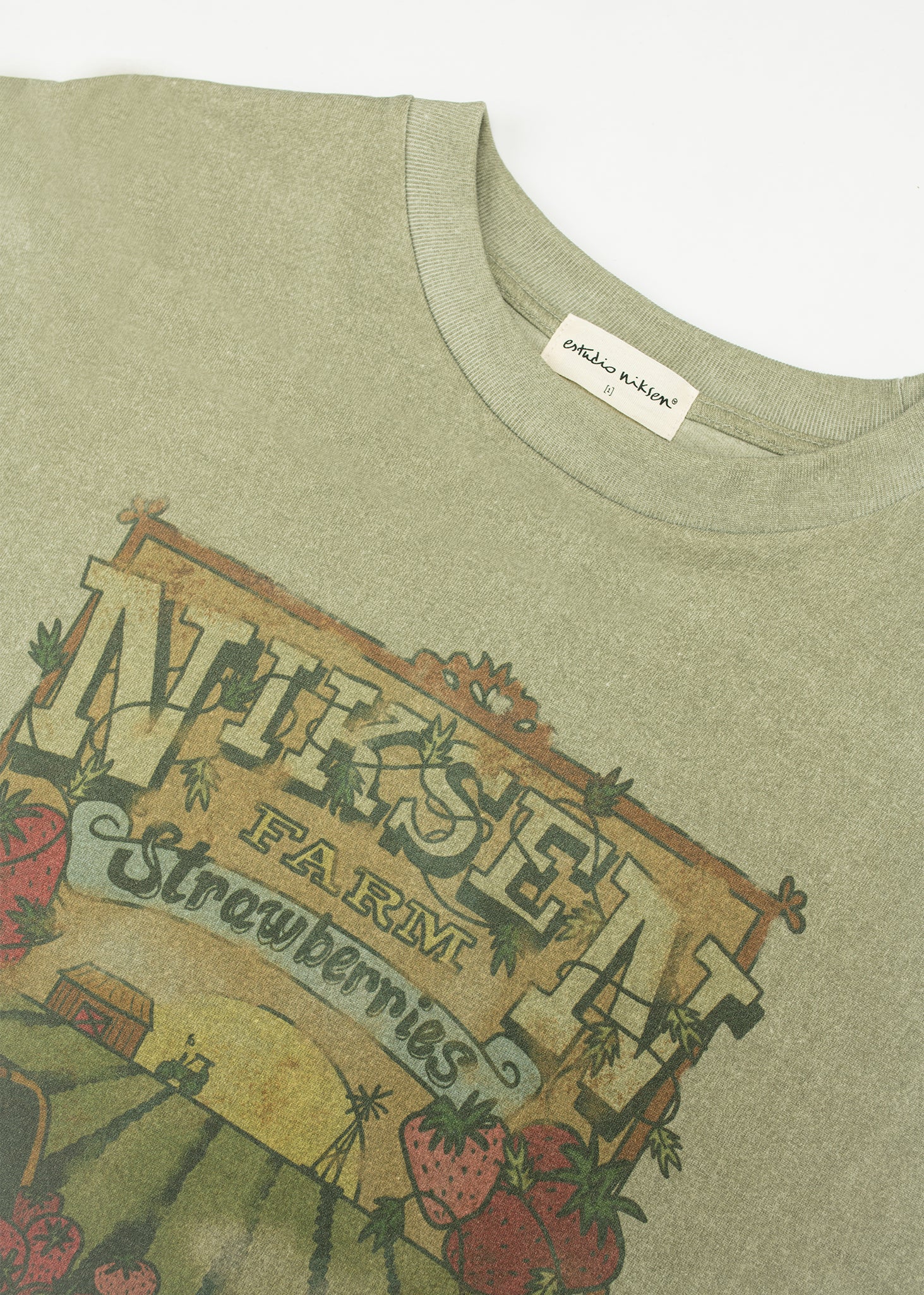 Niksen Strawberry Farm Tee
