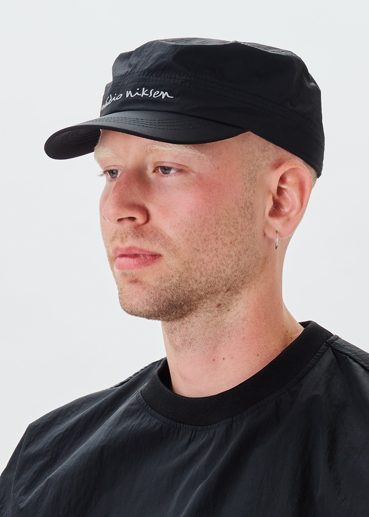 Casquette de marche Niksen (noire)