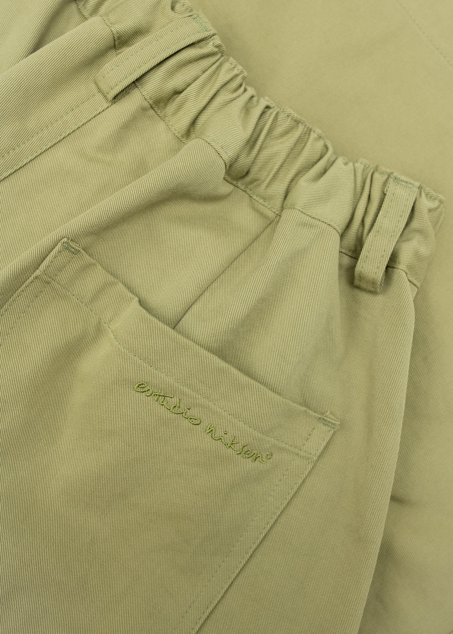 【BAON】Ged Pintuck Short Pants No Boundaries Pintuck Denim Shorts, 3” Inseam, Women's