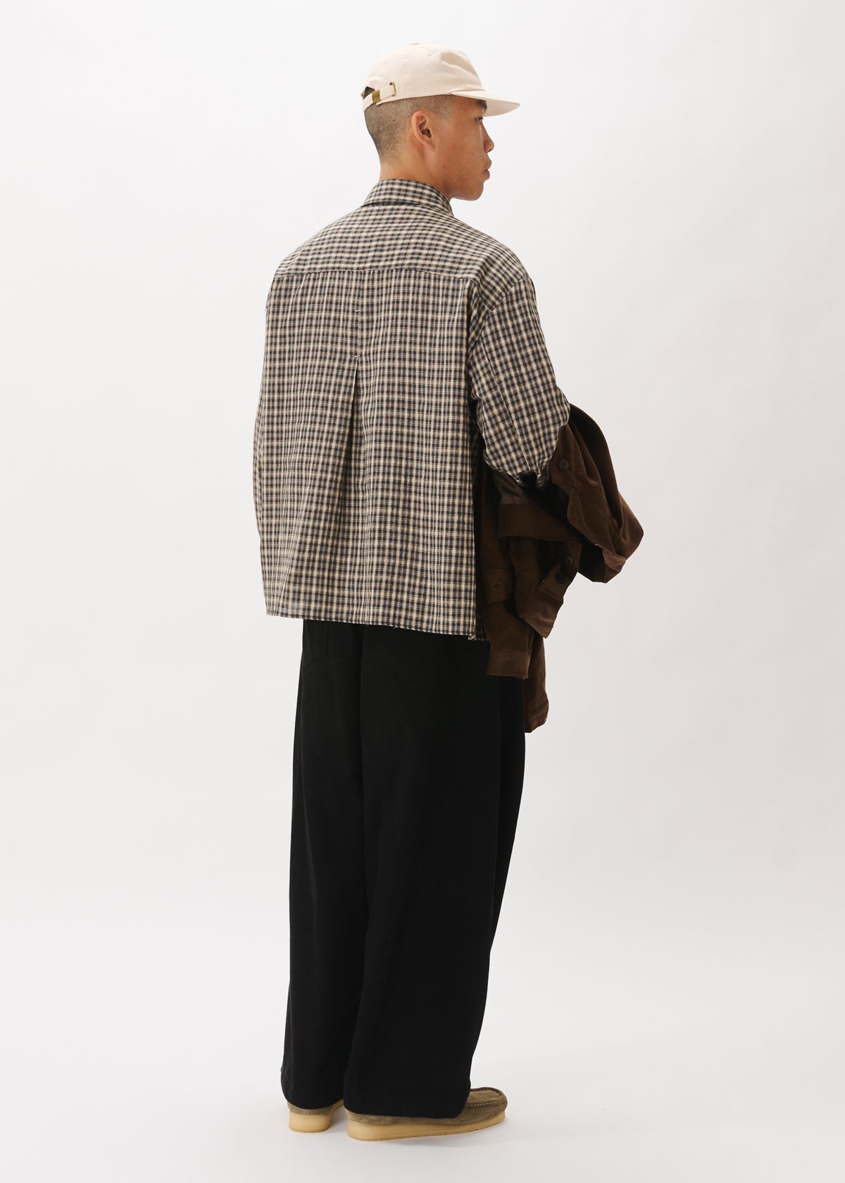 Chemise à plis carrée