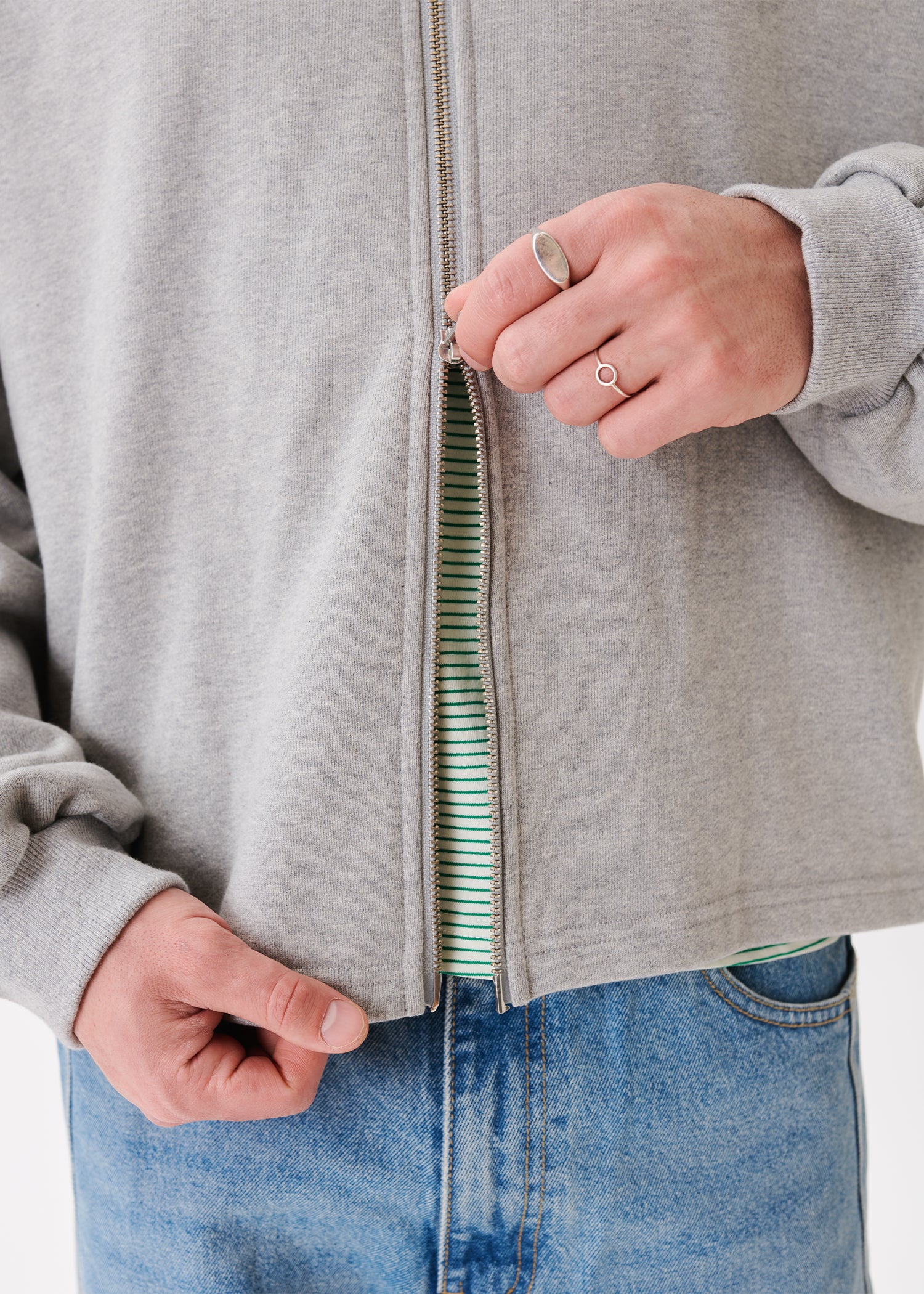 Boxy Zip-up Hoodie – Estudio Niksen