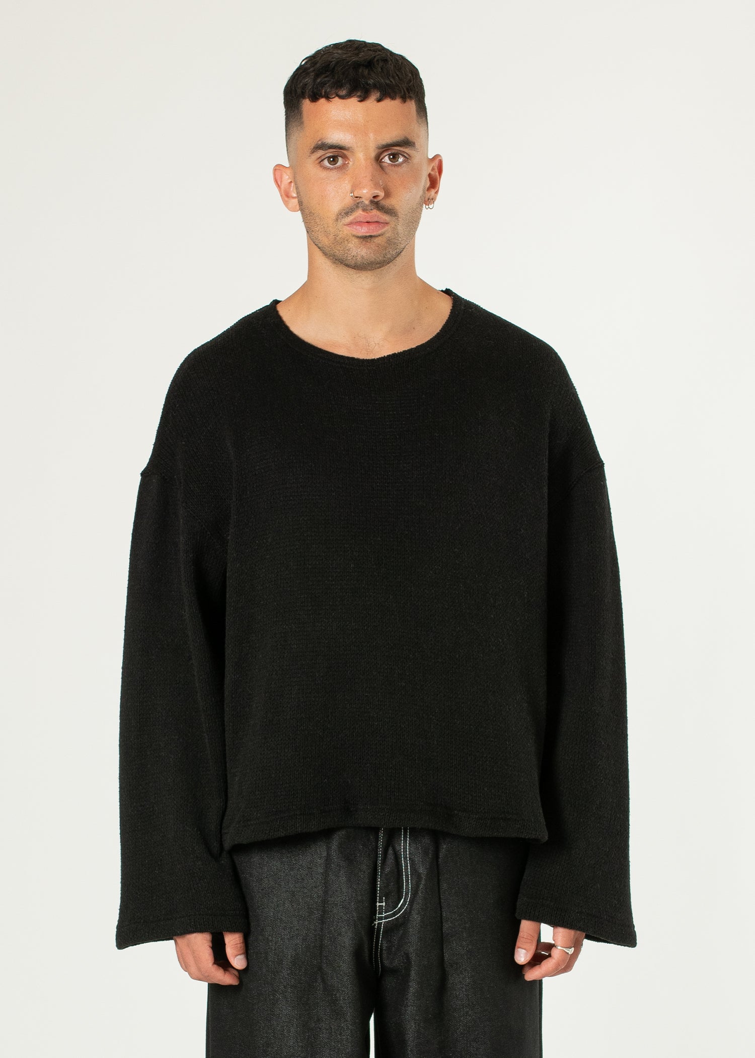 Santi_Crochet_Boxy_Sweater_Noi