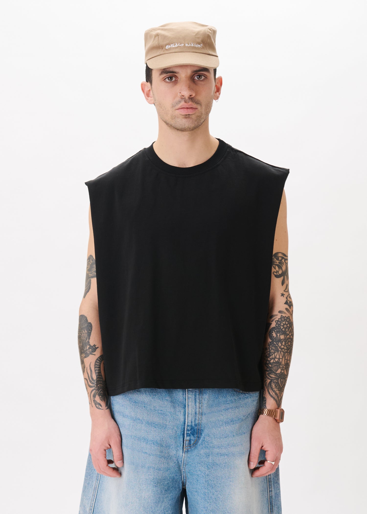 Muscle Cropped Tee