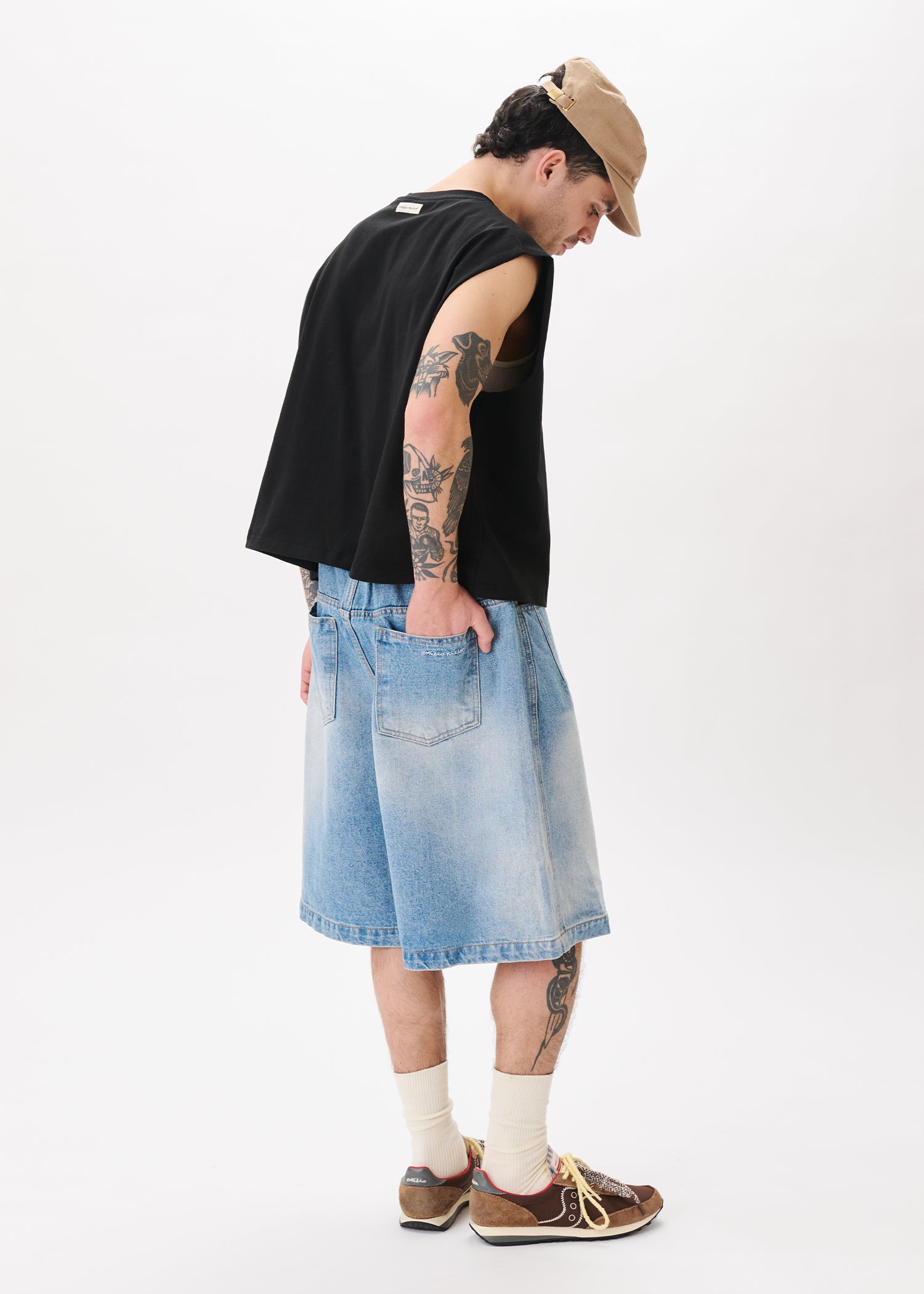 トップス 25SS UNDER R x DAVID MUSHEGAIN TEE トップス 25SS UNDER R x DAVID MUSHEGAIN TEE 希少美品UNDER R／DAVID