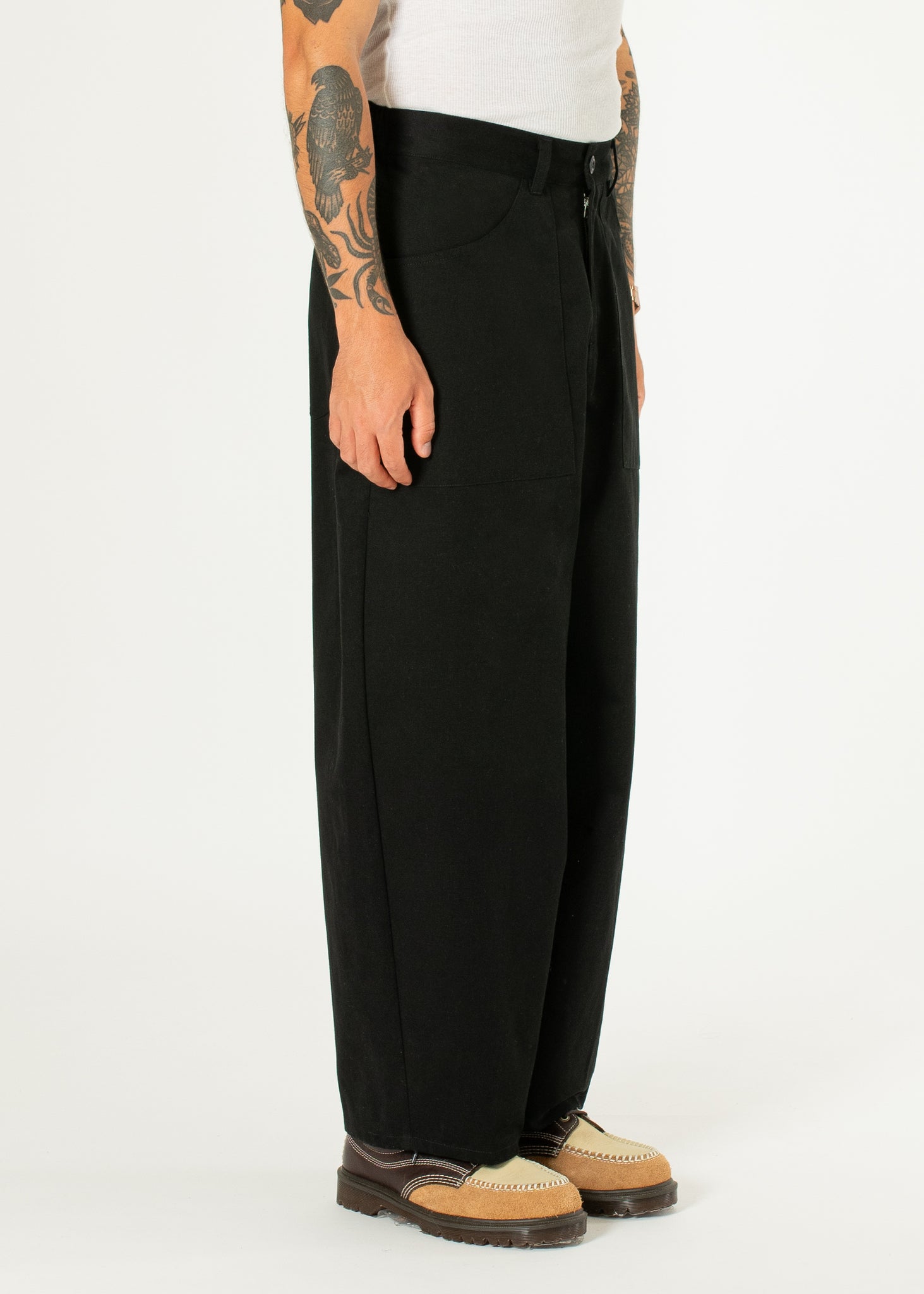 Pantalon ballon à poches plaquées