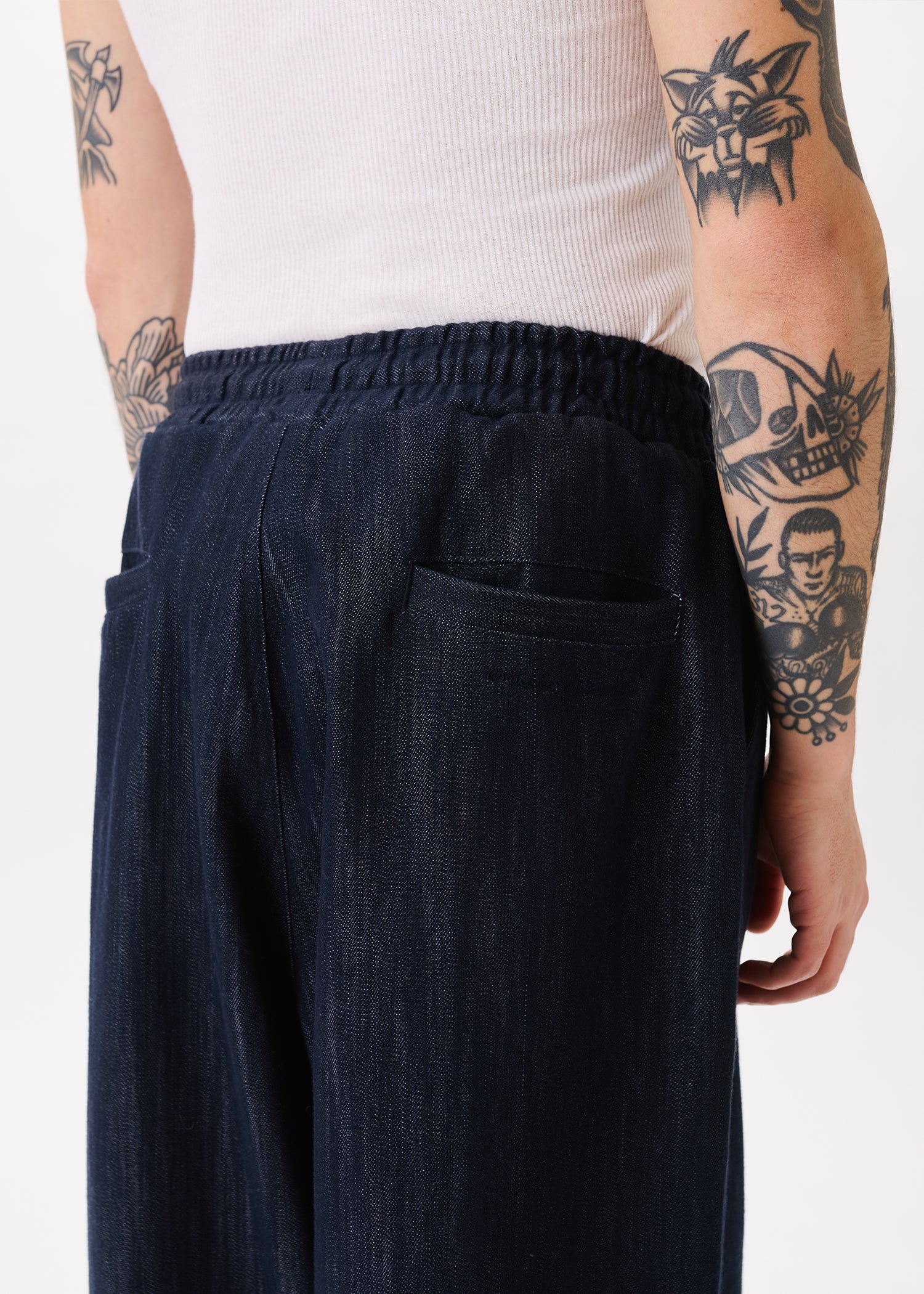 Pintuck Balloon Jeans – Estudio Niksen