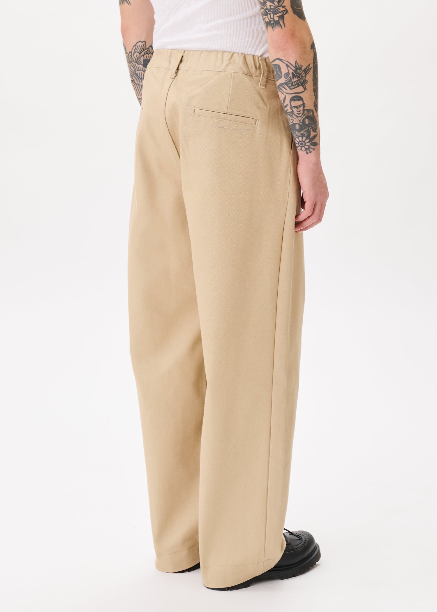 Pintuck Wide Jeans – Estudio Niksen