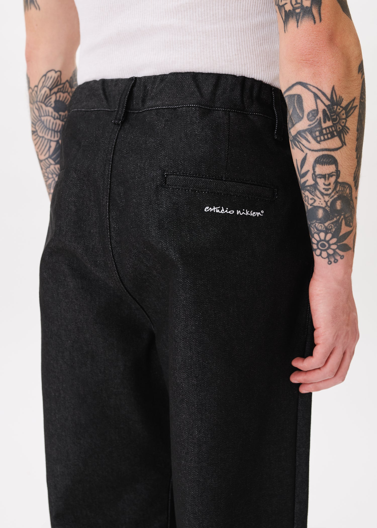 Pintuck Wide Jeans – Estudio Niksen