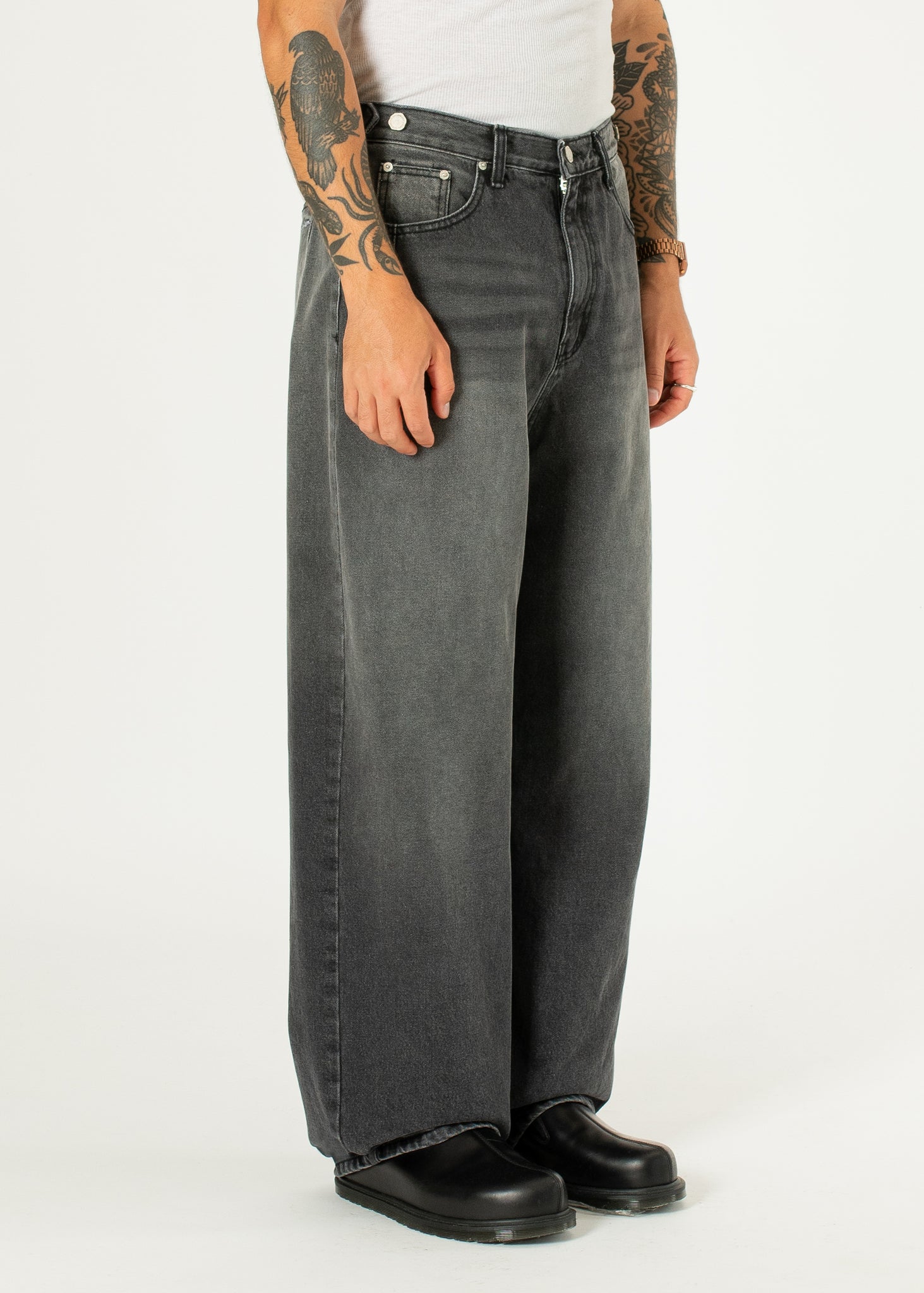 Side-button Denim Jeans