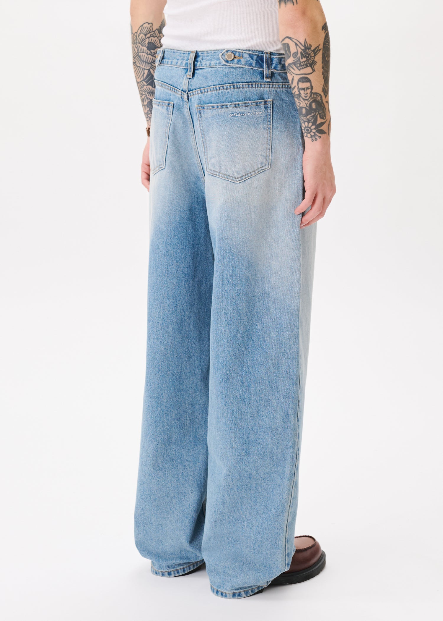 Side-button Denim Jeans