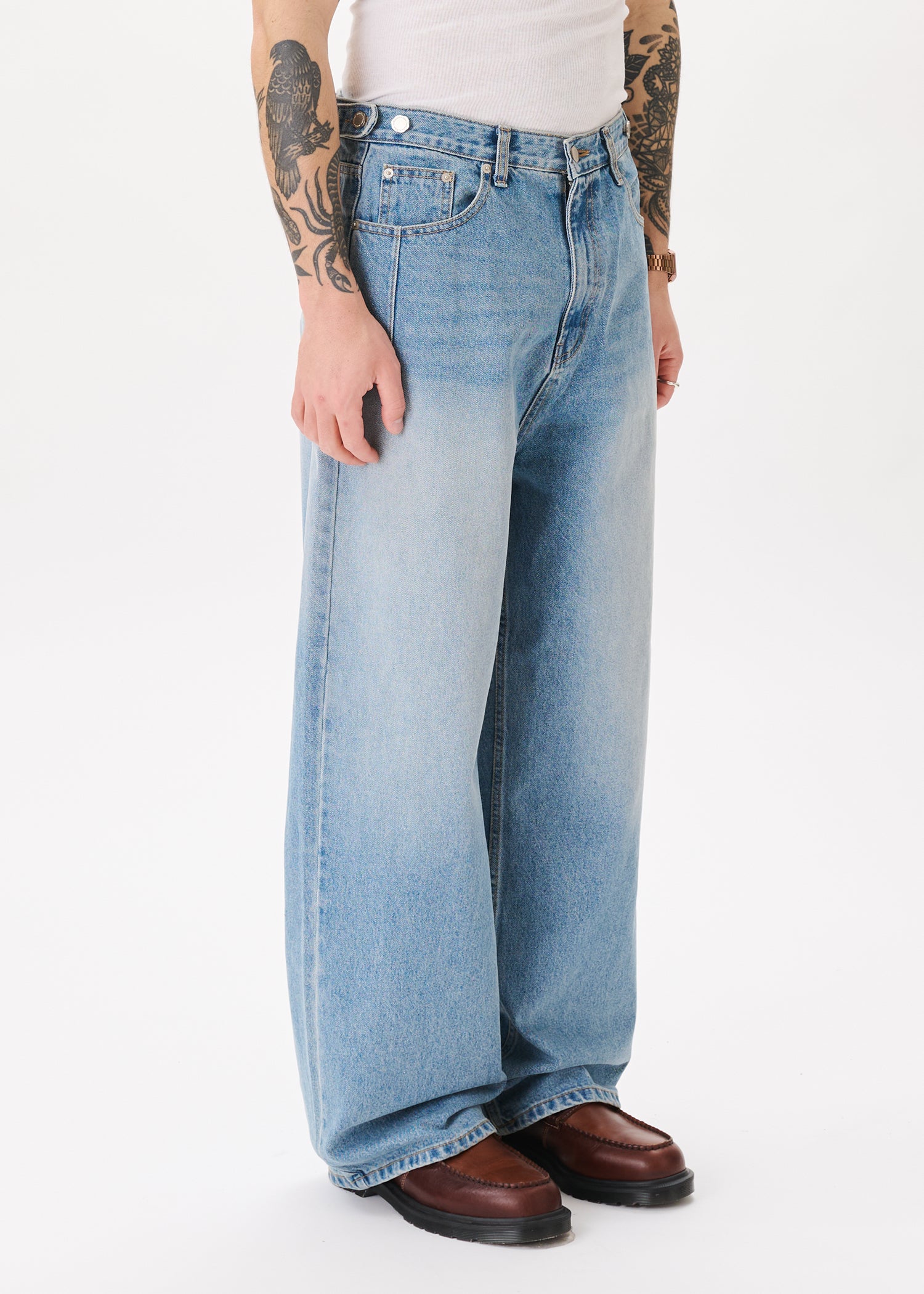 Side-button Denim Jeans