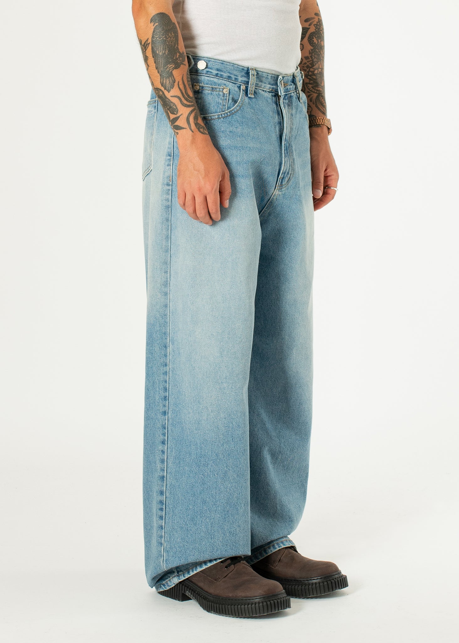 Side-button Denim Jeans