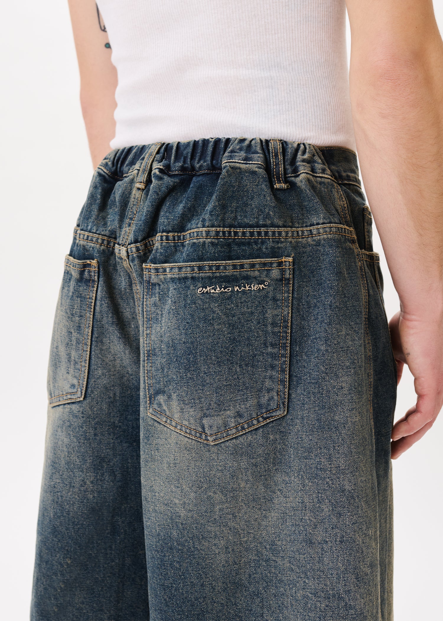 Half-dart Denim Shorts – Estudio Niksen