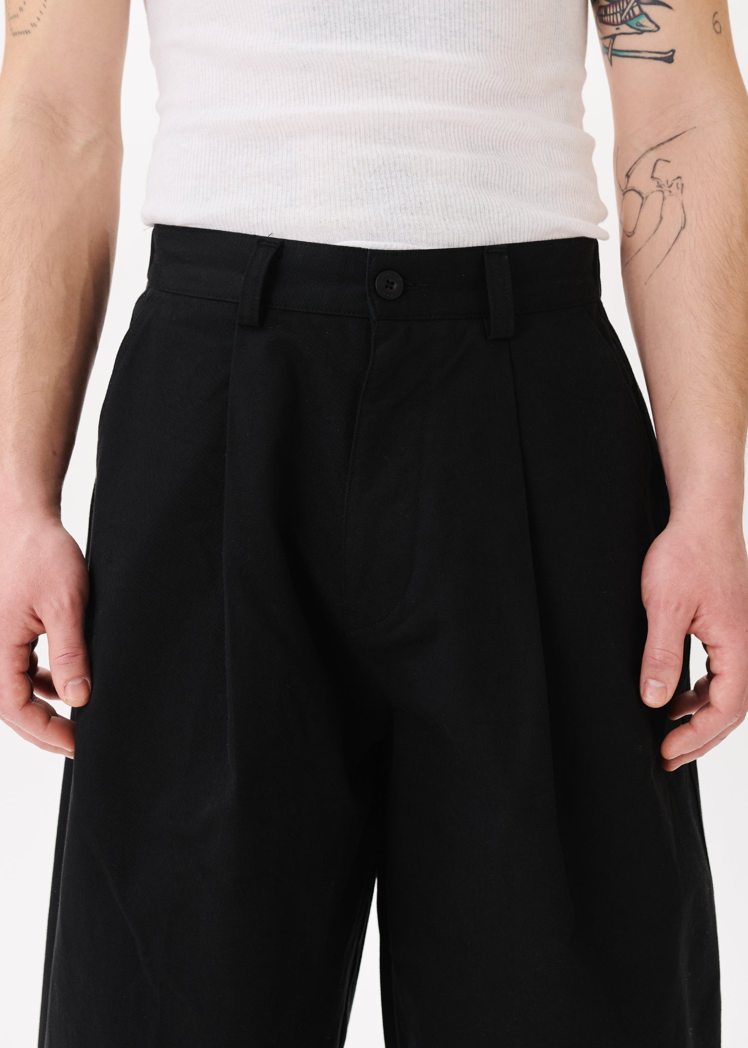 Pintuck Wide Shorts – Estudio Niksen