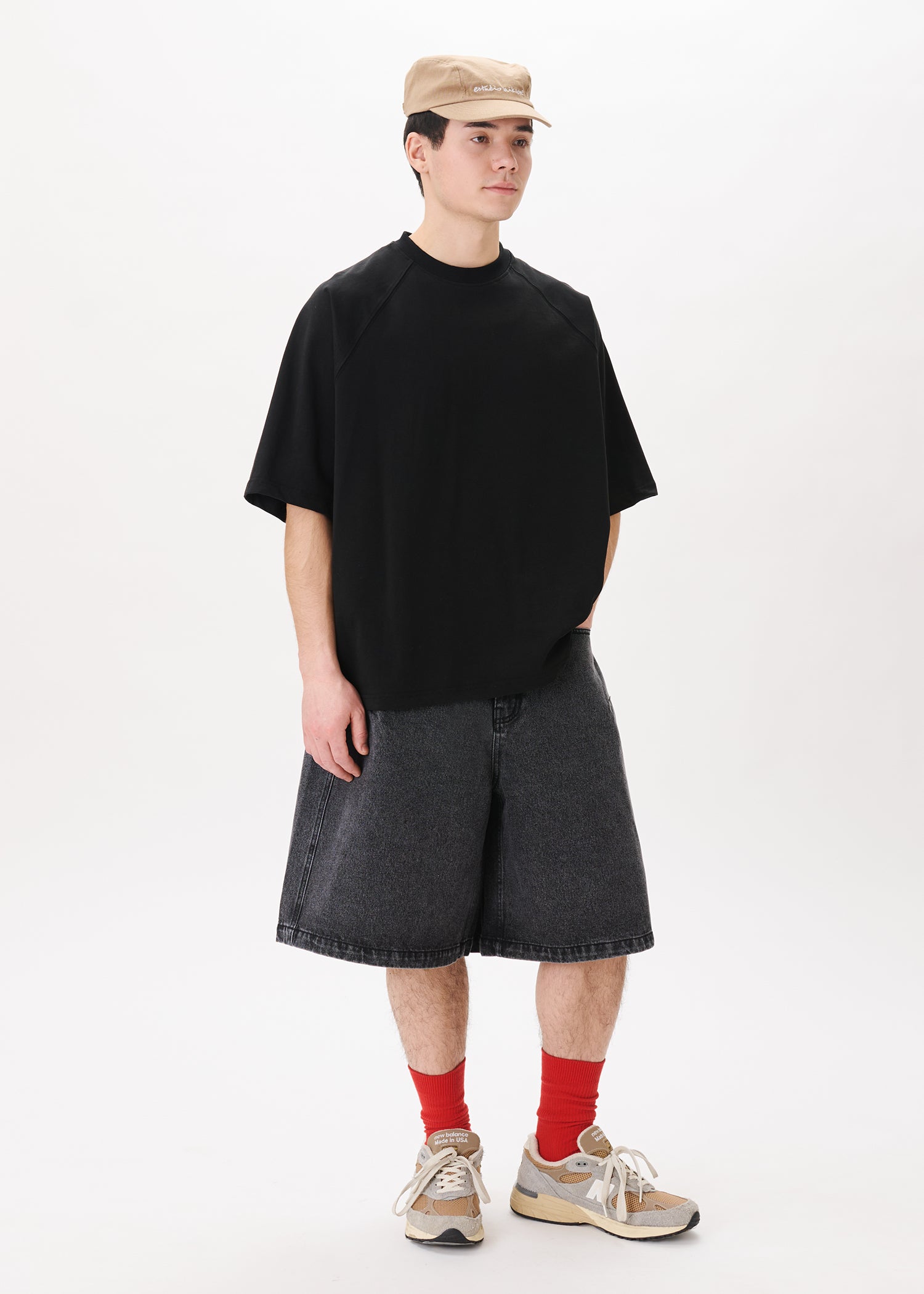 Raglan Big Tee – Estudio Niksen