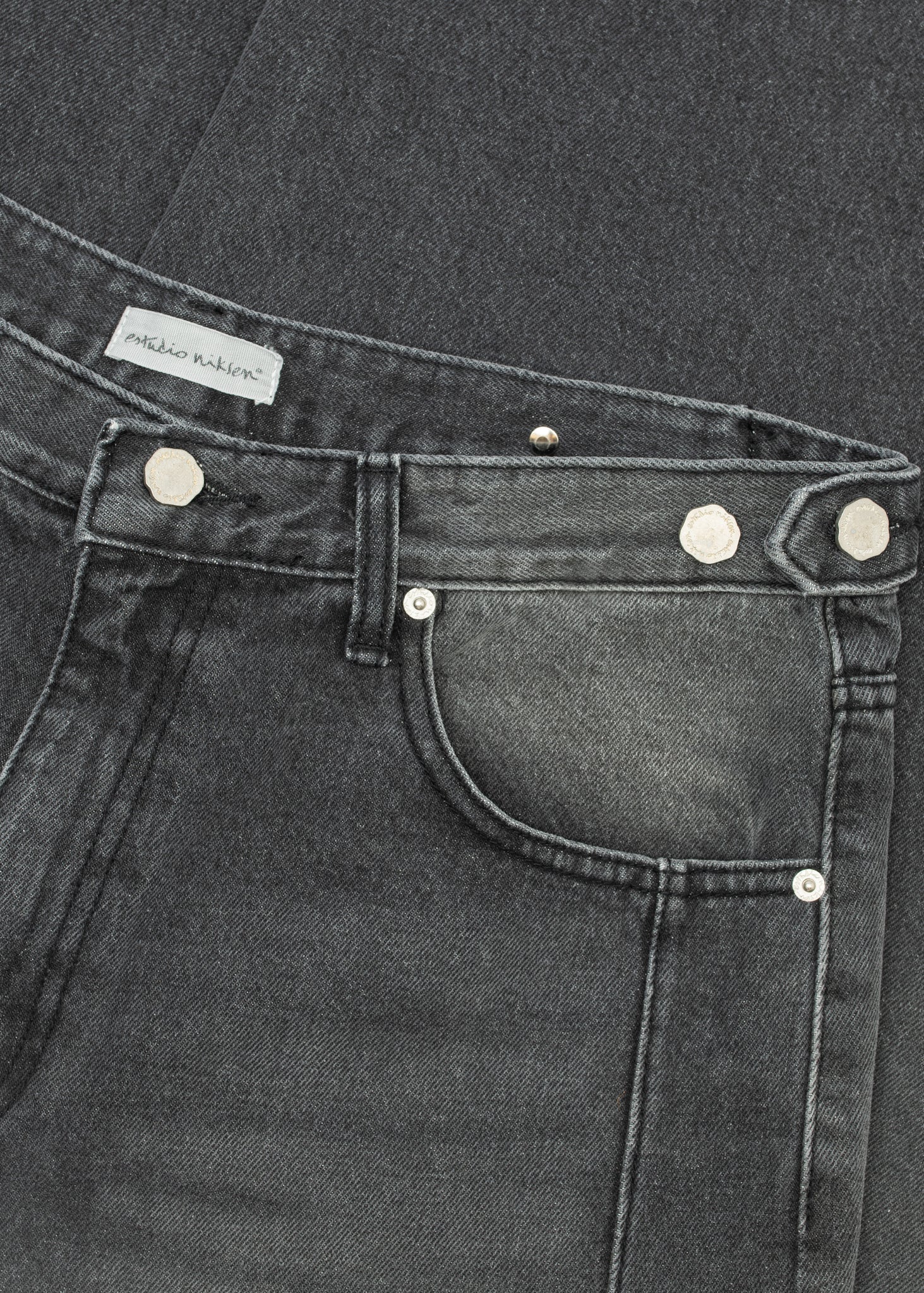 Side-button Denim Jeans
