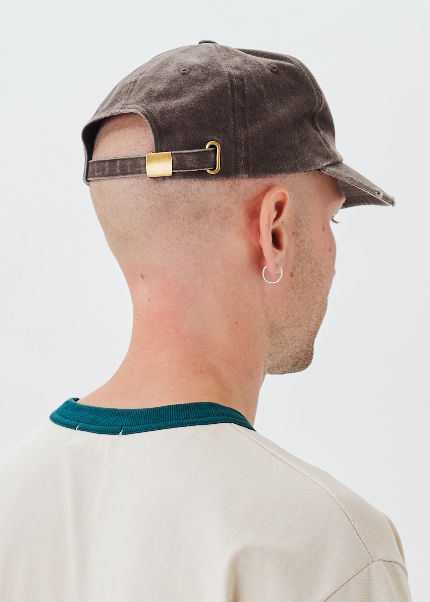 Casquette usée distinctive