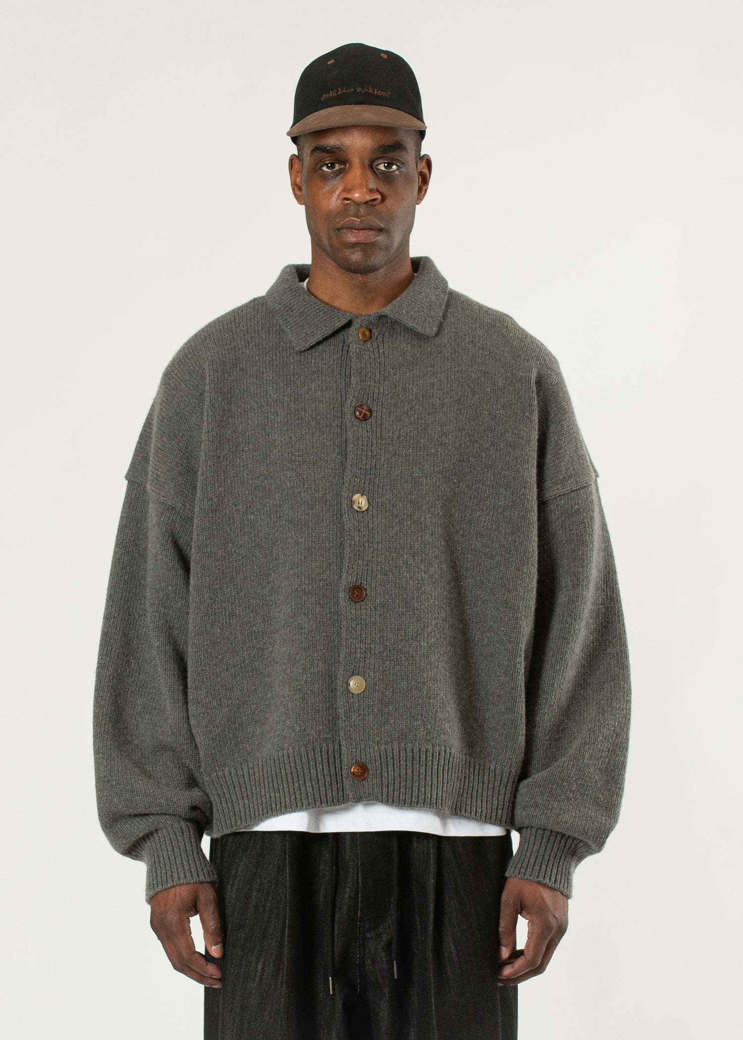 Mismatch Button Cardigan