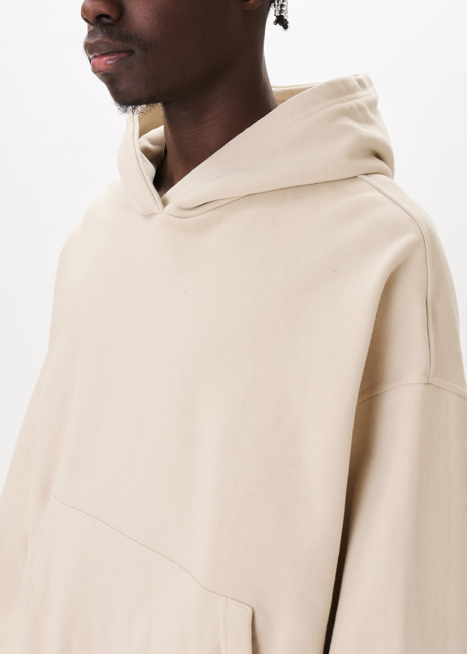 Signature Boxy Hoodie – Estudio Niksen