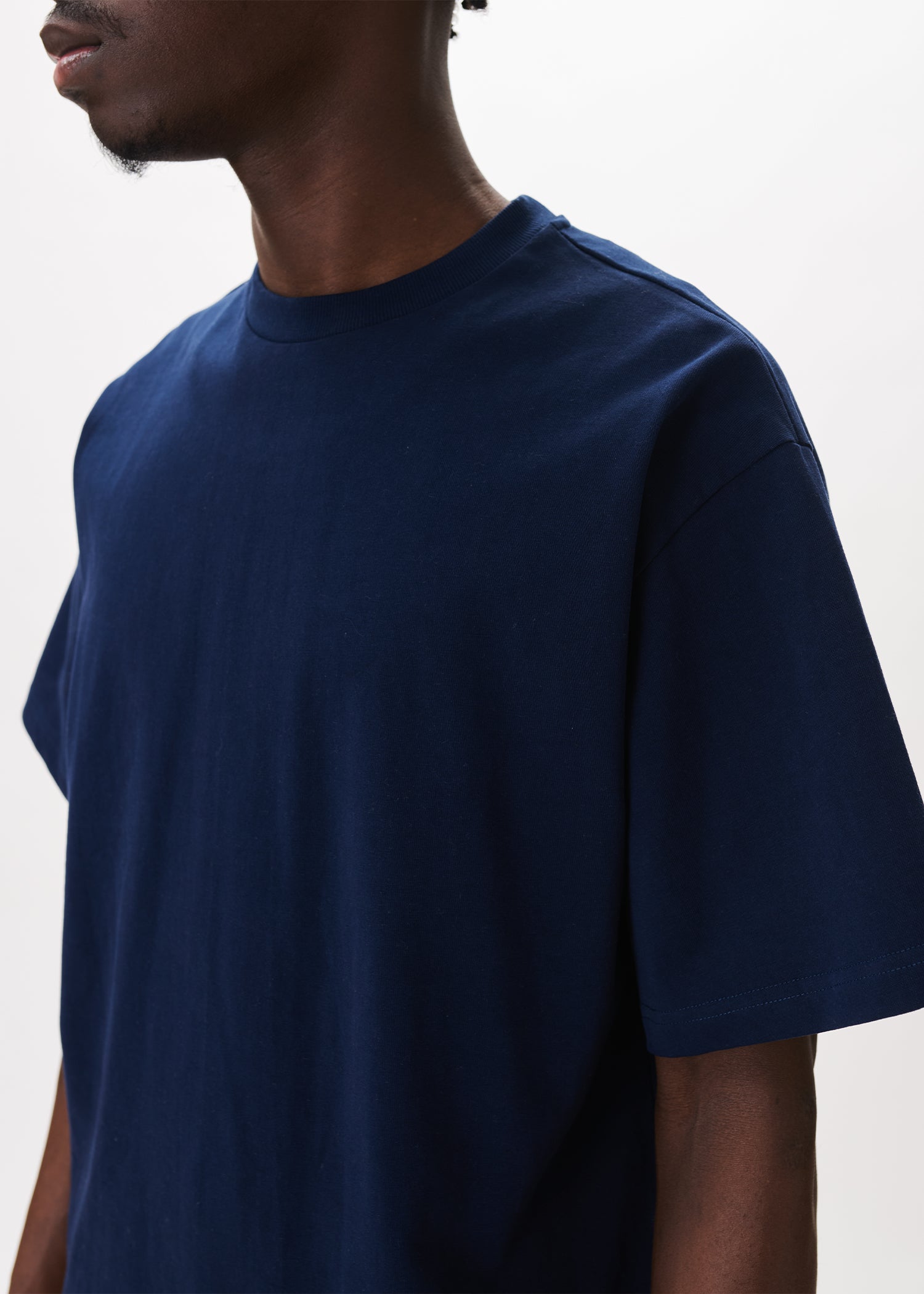 Signature Cropped Tee – Estudio Niksen