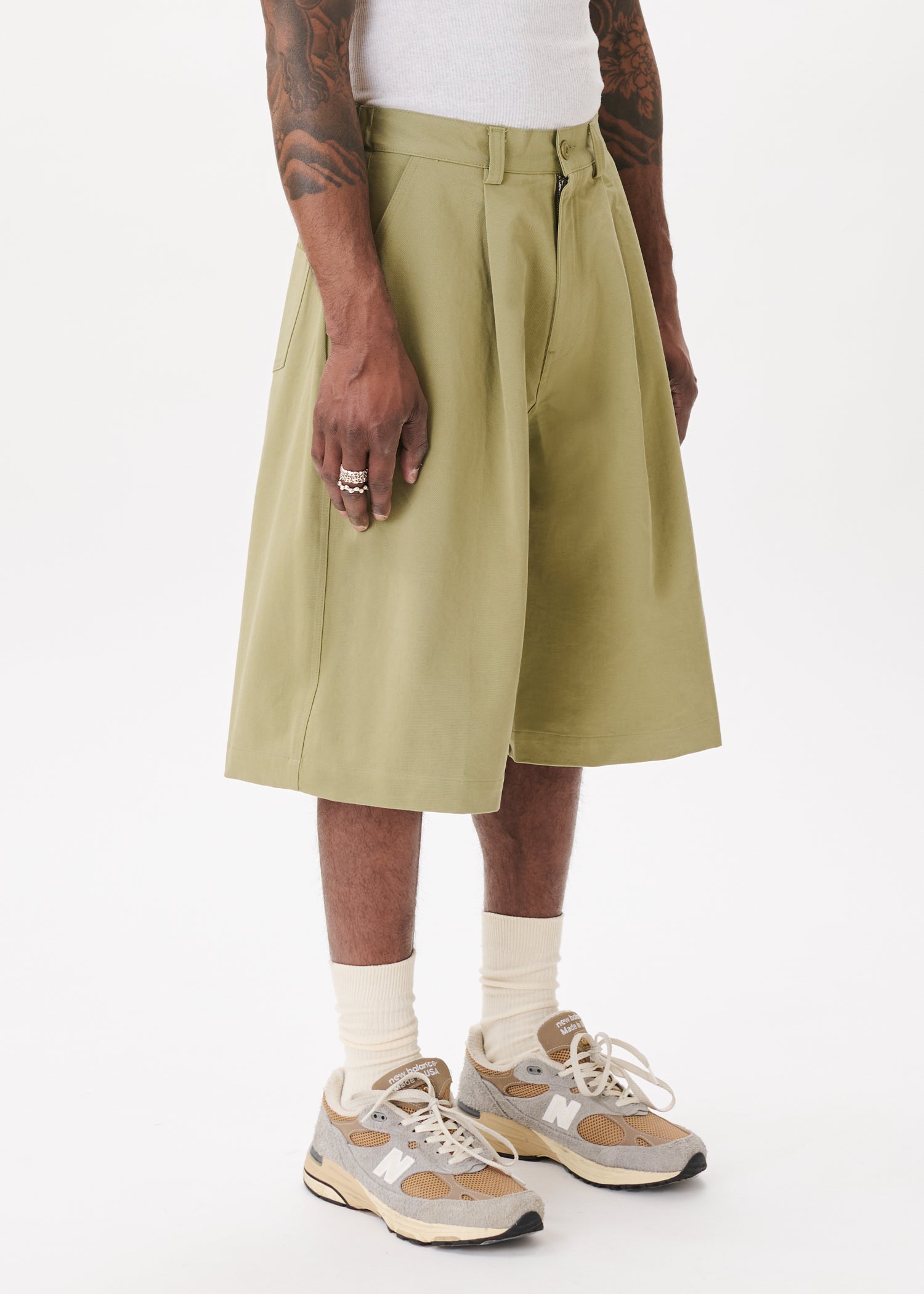 Pintuck Wide Shorts – Estudio Niksen