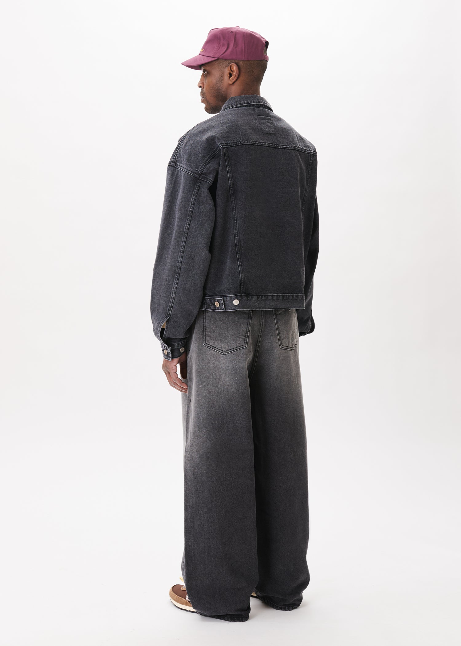 Side-button Denim Jeans – Estudio Niksen