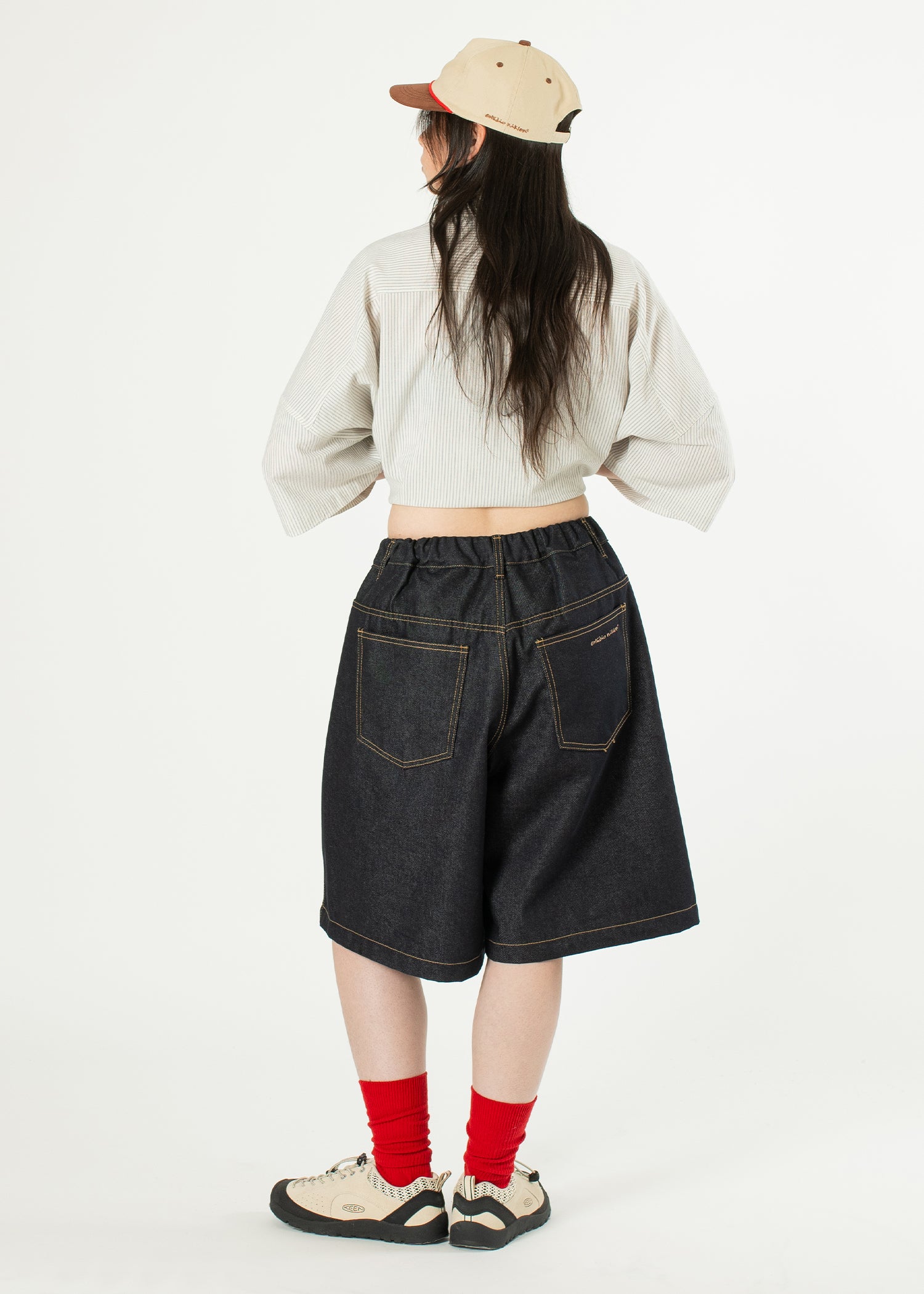 Half-dart Raw Denim Shorts