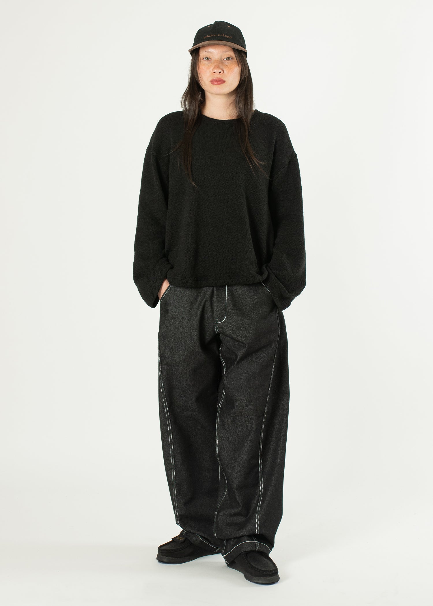 Uma_Crochet_Boxy_Sweater_Noir_