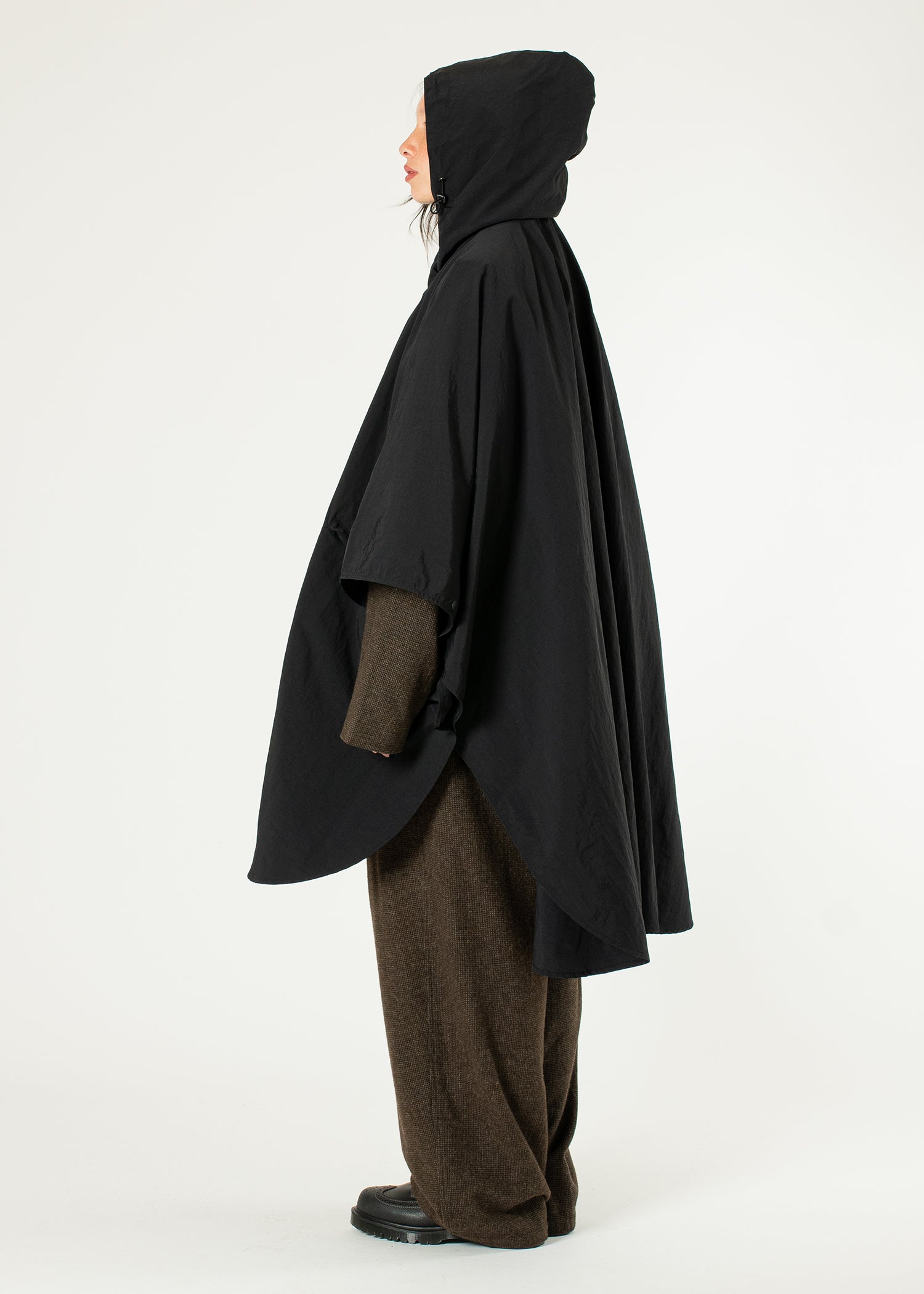 Niksen Storm Poncho – Estudio Niksen