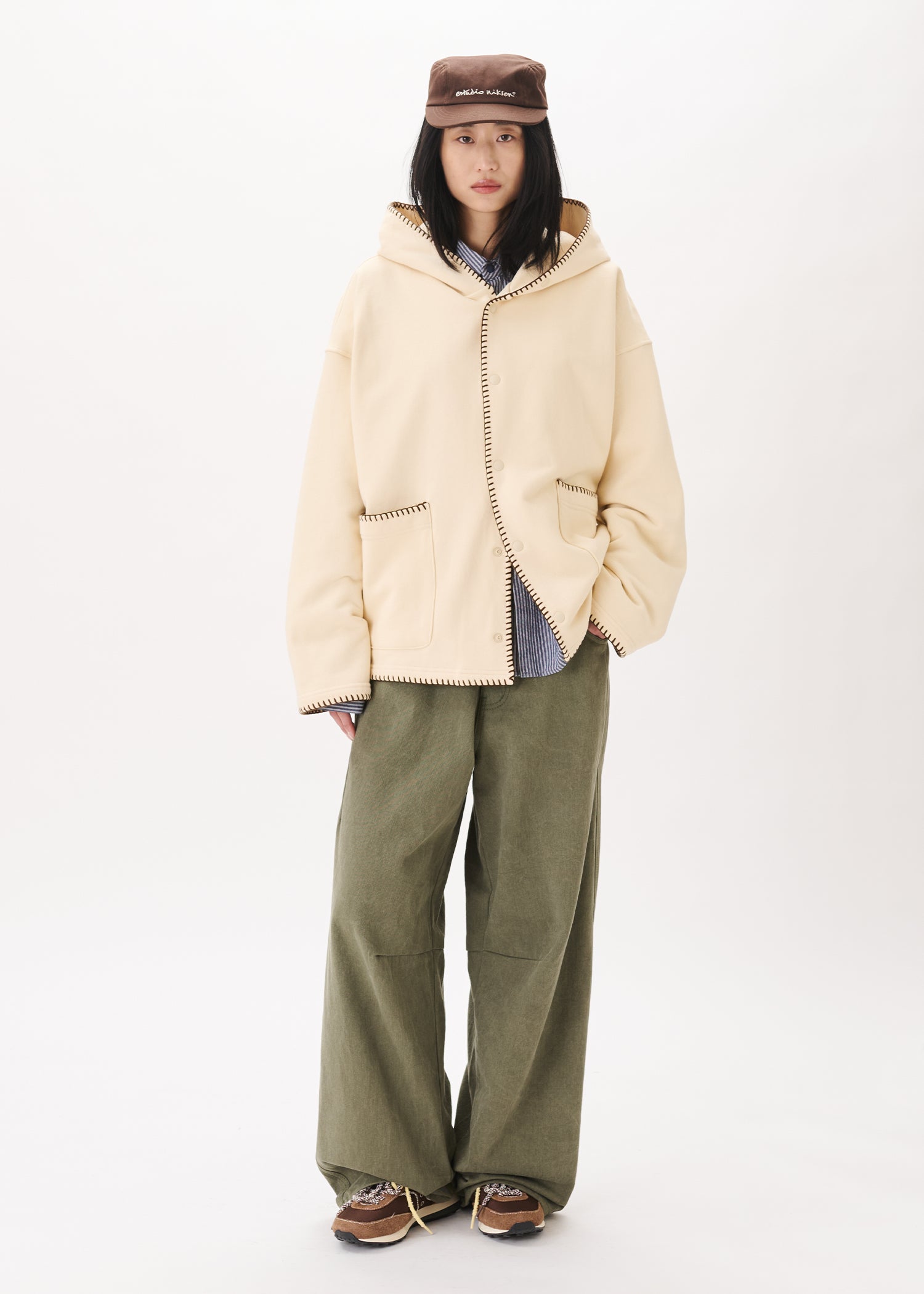 本日限定値下げYANTORKhadi Cotton Pullover-Beige Embroidery Pocket Hoodie – Estudio Niksen