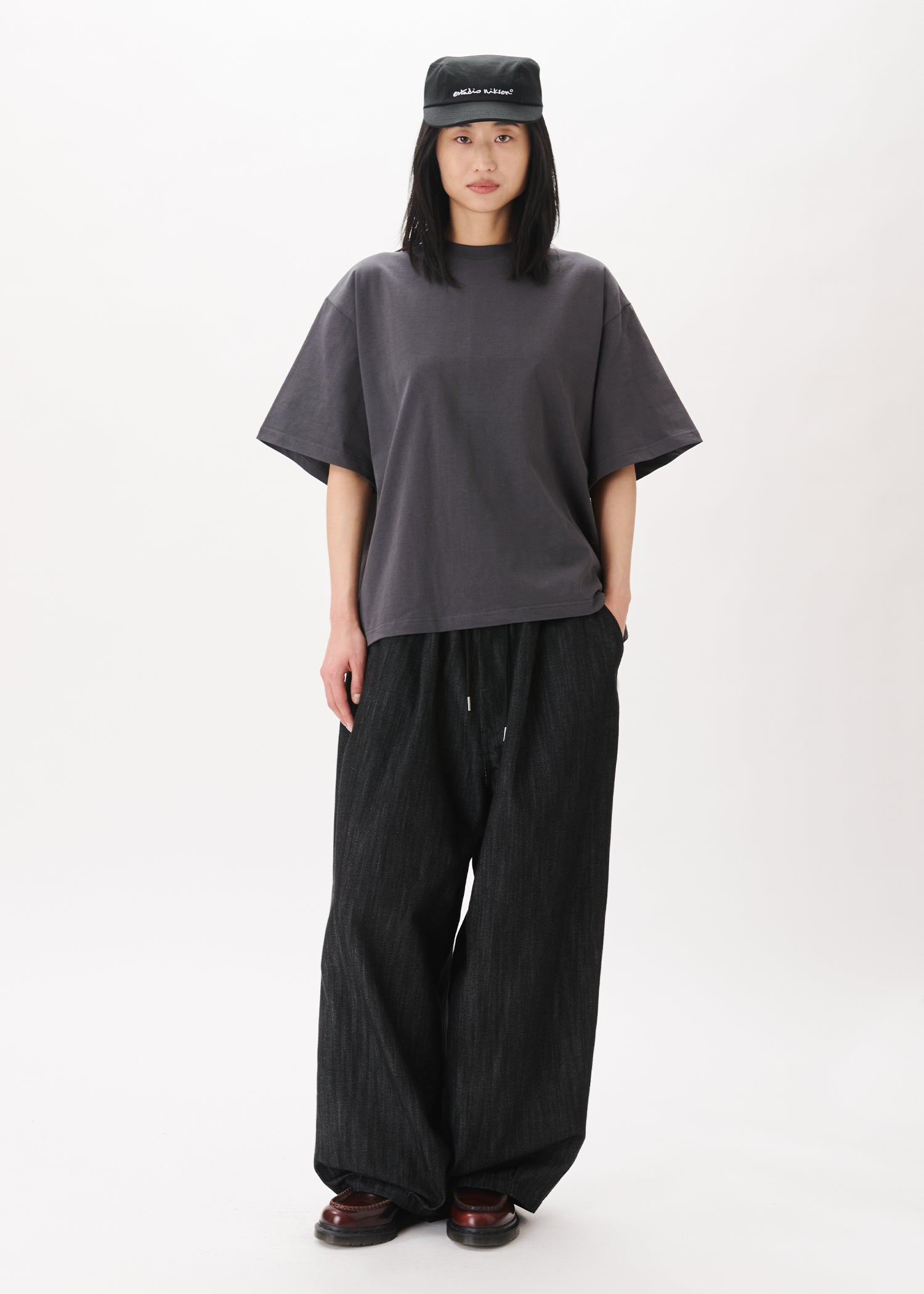 Pintuck Balloon Jeans – Estudio Niksen