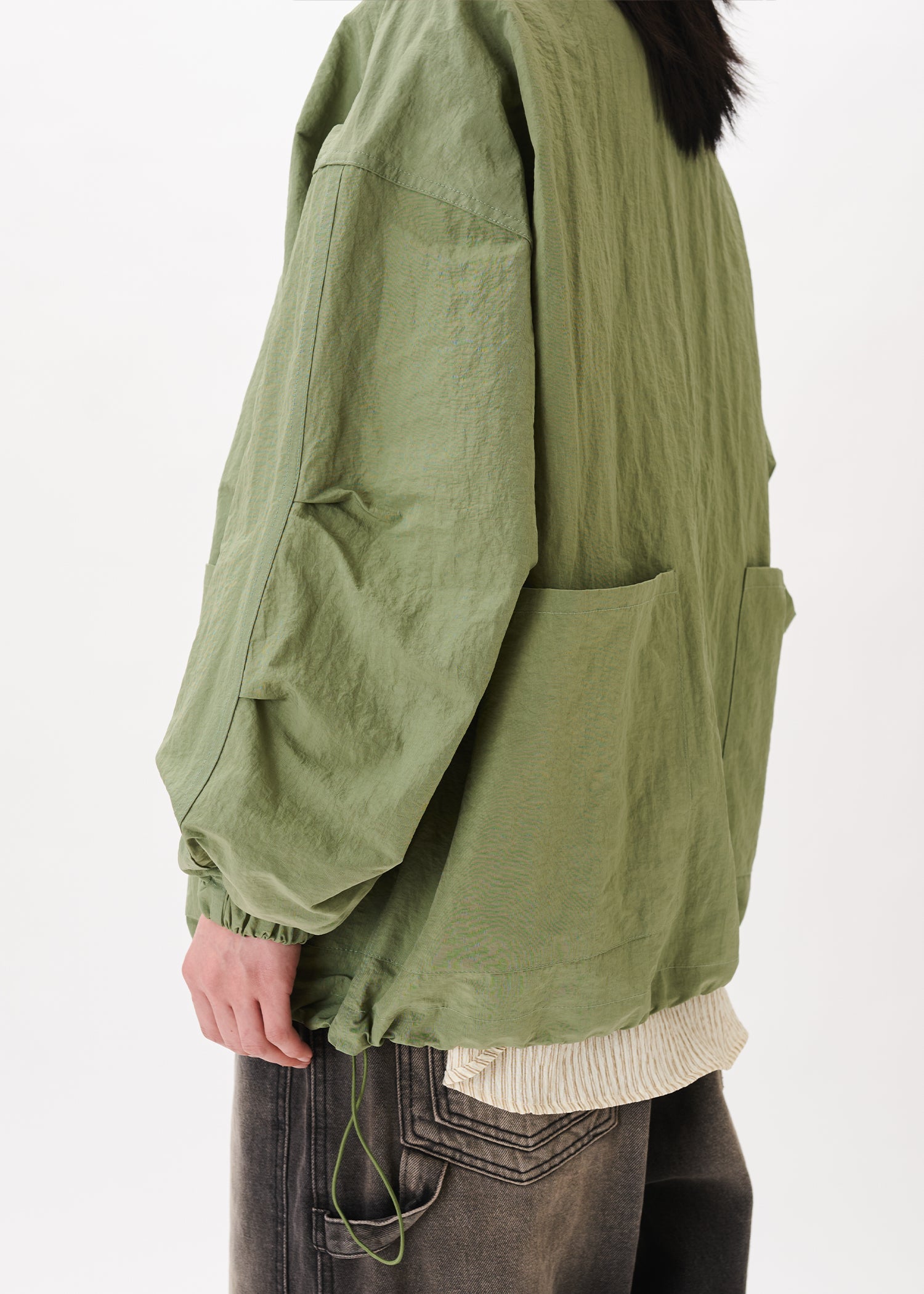 Veste légère à poches latérales