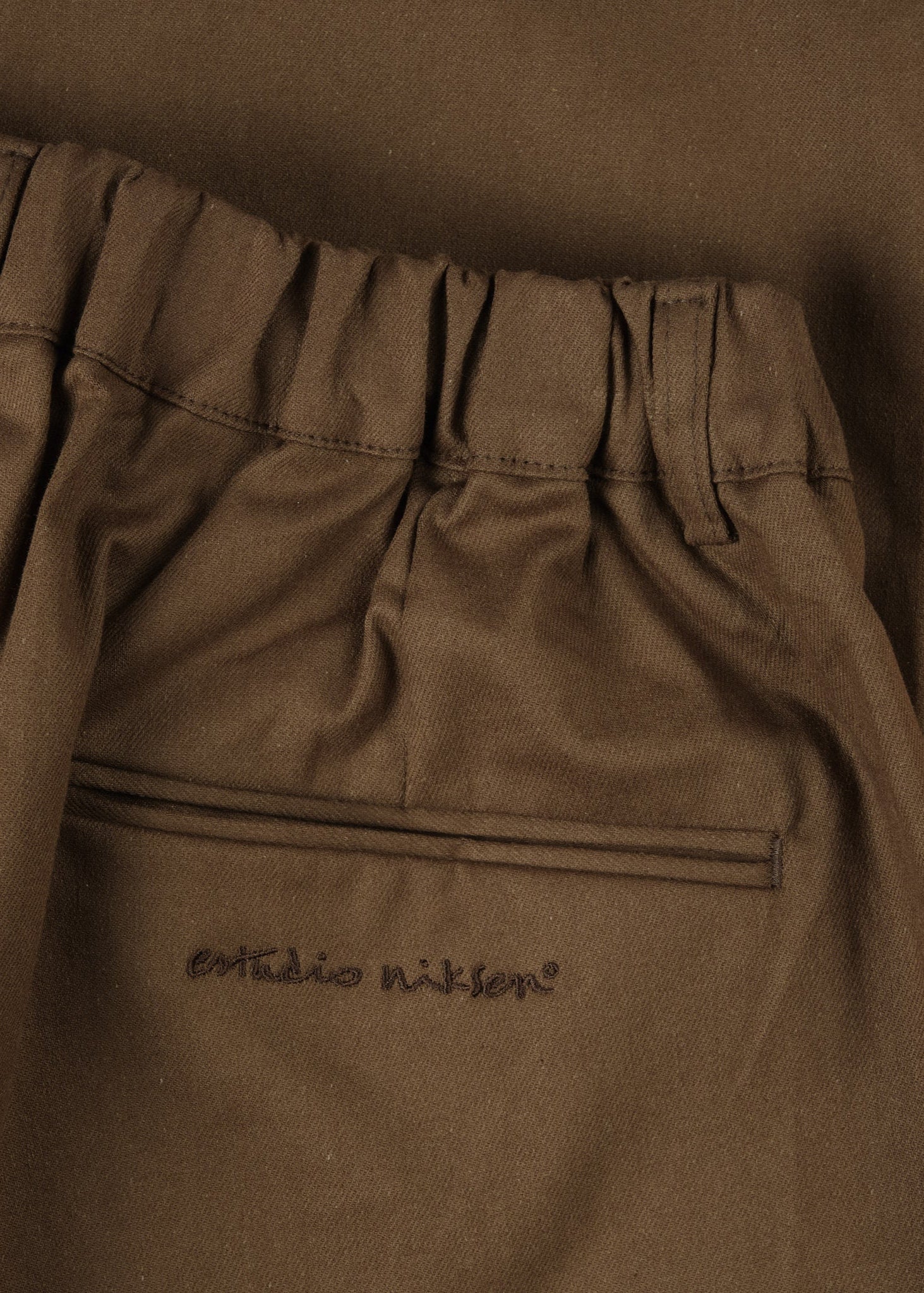 Pintuck Cotton Trousers – Estudio Niksen